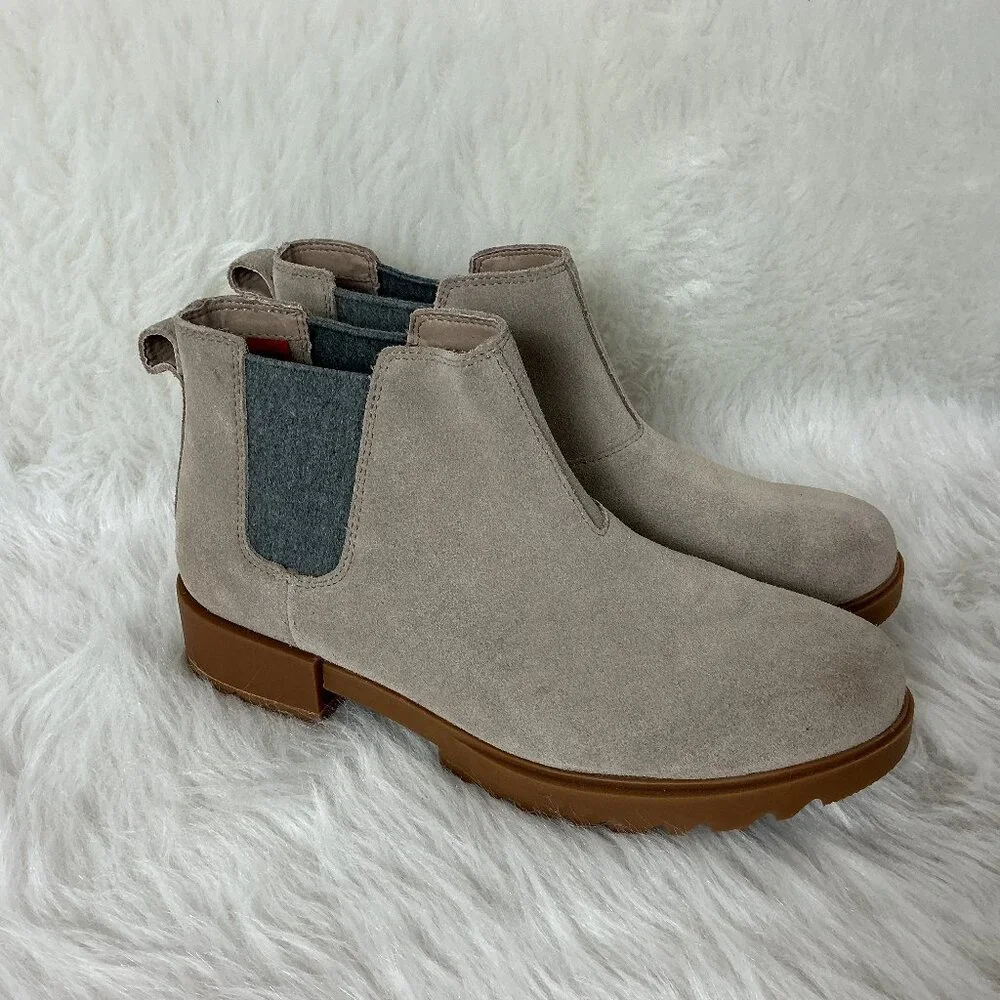 Sorel Women's Emelie II Chelsea Bootie Omega Taupe Gum Gray Beige Suede 9.5